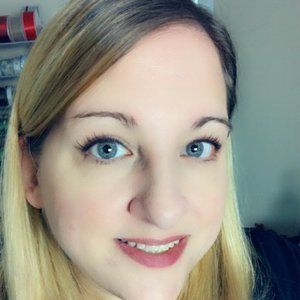 Meet your Posher, Michele